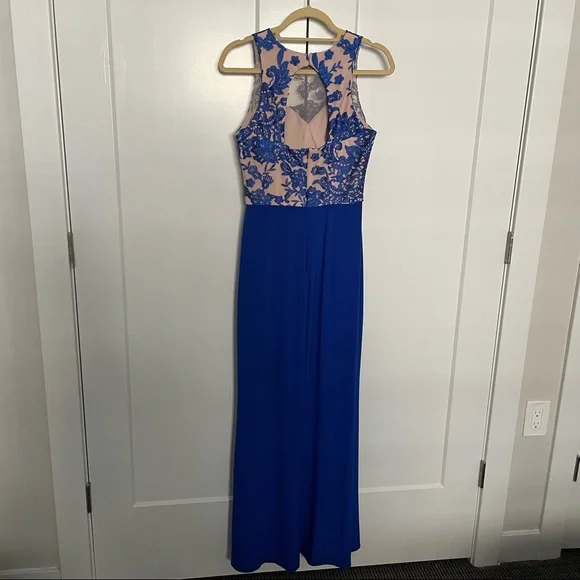 Stenay Sleeveless Lace Bodice Formal Gown - Picture 4 of 5